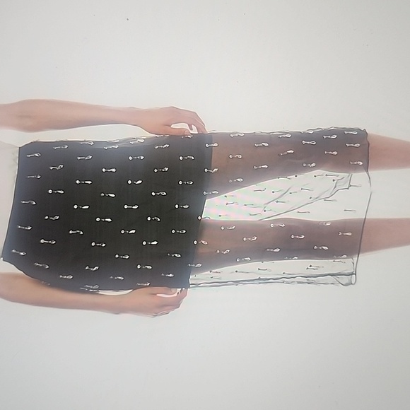 CINQ A SEPT CRYSTAL TEARDROP MARTA SKIRT SIZE 2 - Picture 1 of 5